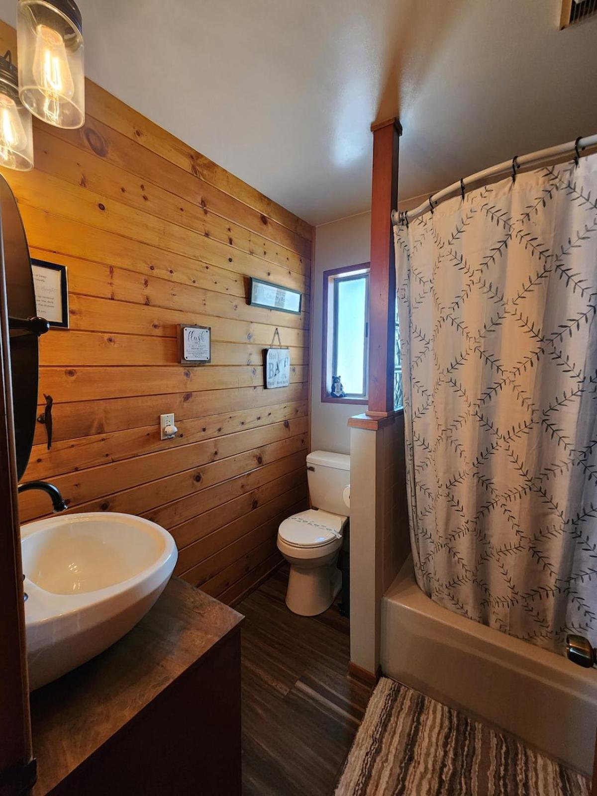 Bear Escapes II Affordable Luxury Cabin Sugarloaf 외부 사진