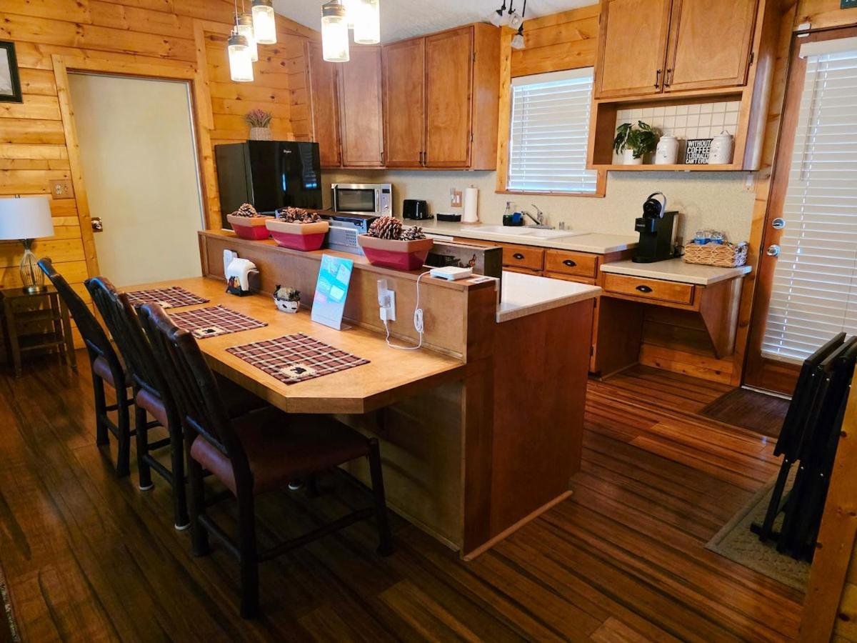 Bear Escapes II Affordable Luxury Cabin Sugarloaf 외부 사진