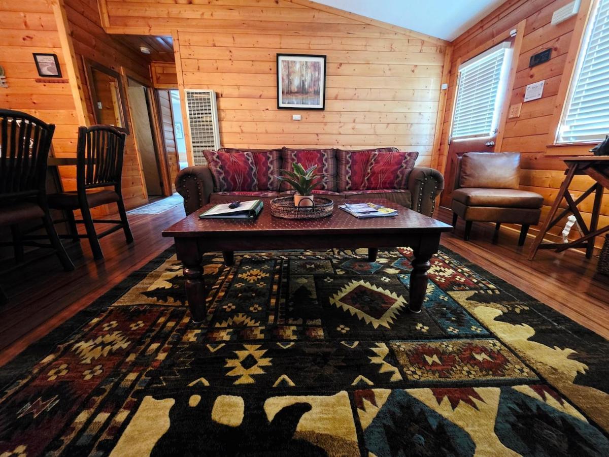 Bear Escapes II Affordable Luxury Cabin Sugarloaf 외부 사진