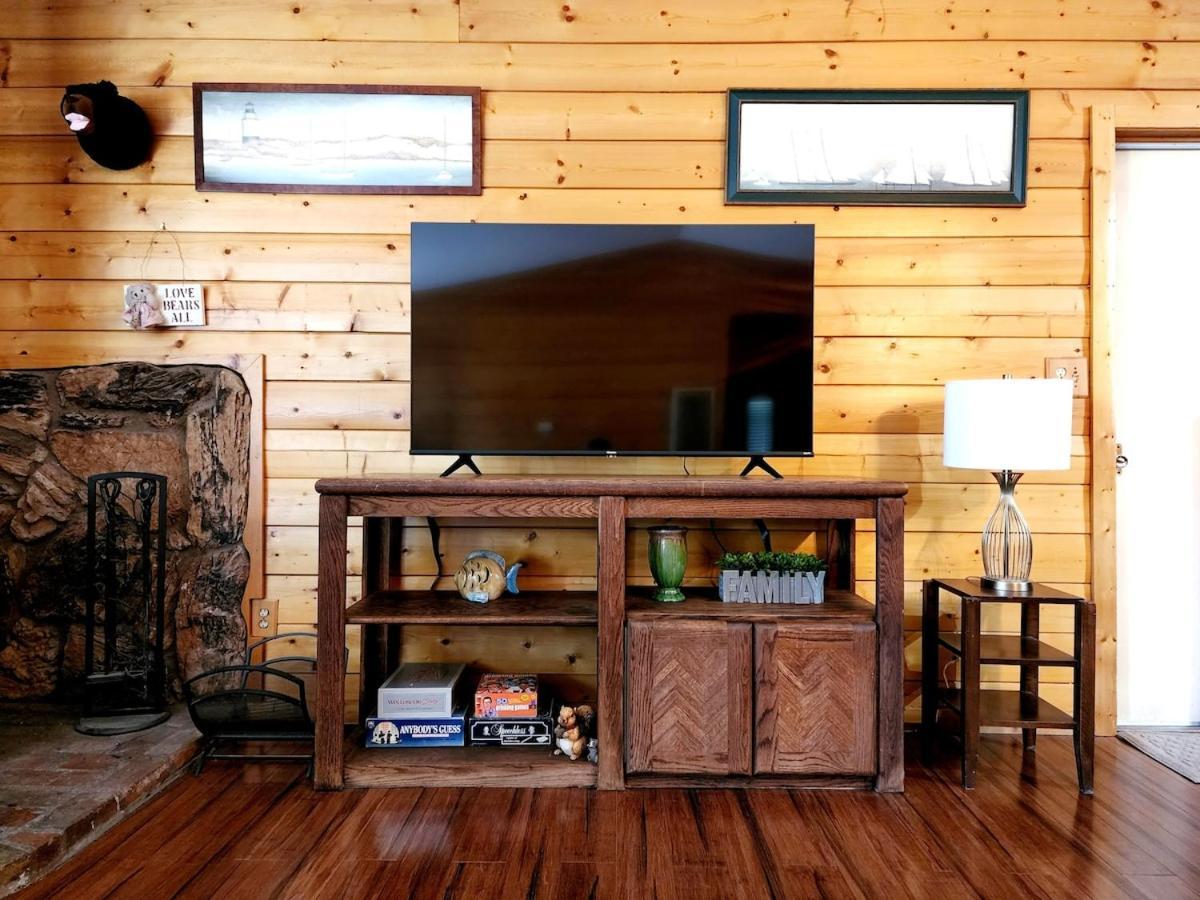 Bear Escapes II Affordable Luxury Cabin Sugarloaf 외부 사진