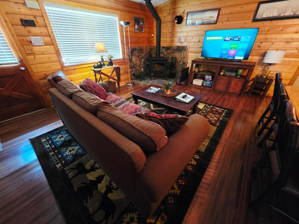 Bear Escapes II Affordable Luxury Cabin Sugarloaf 외부 사진